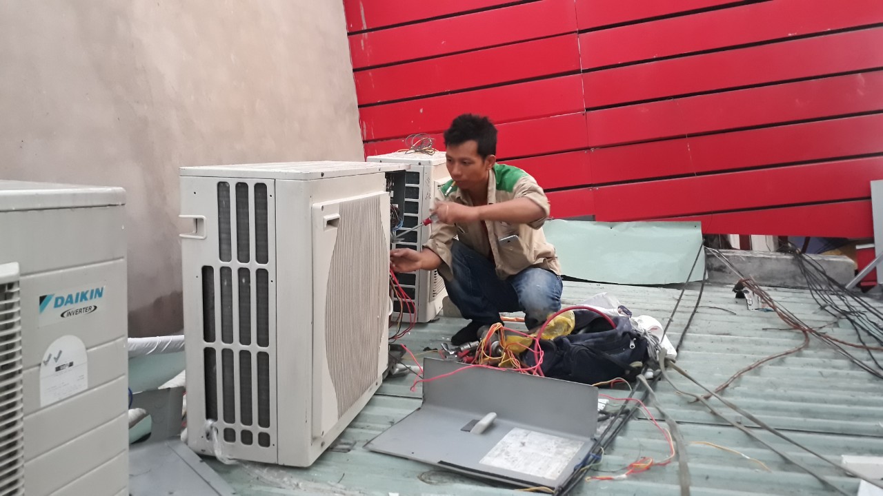 sửa máy lạnh đường hòa bình ,quận tân phú 