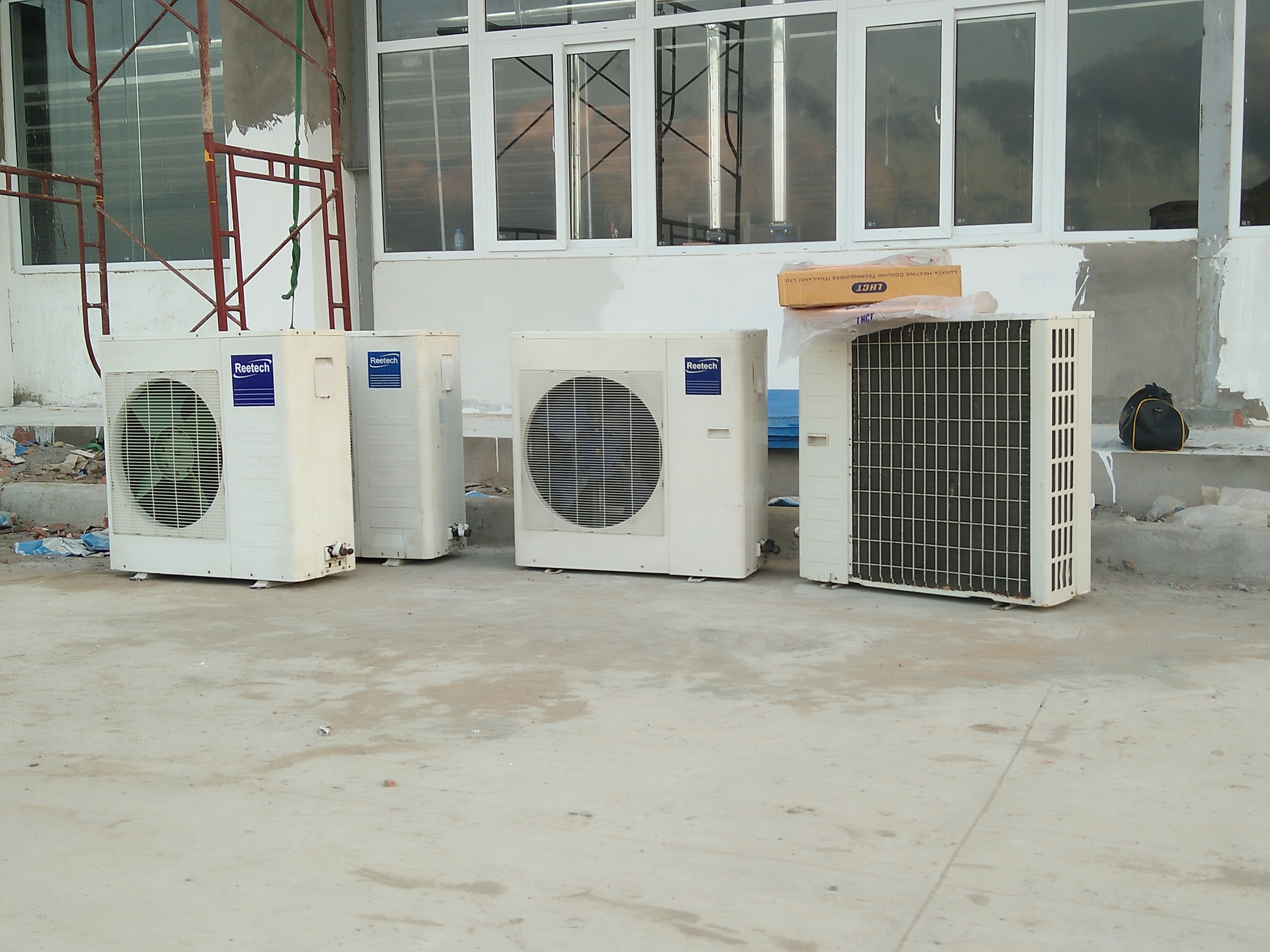 sửa máy lạnh , máy giặt tại dĩ an bình dương