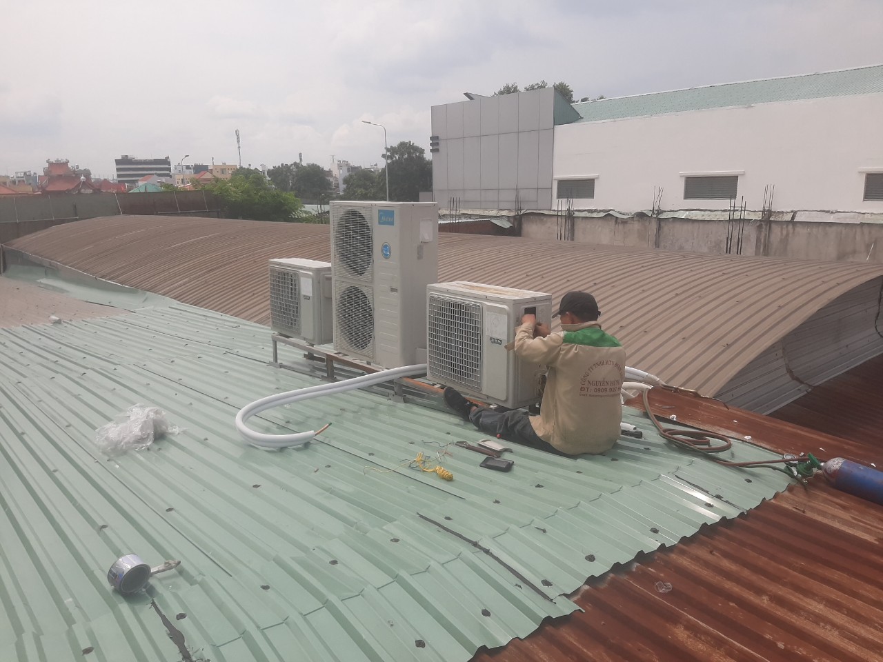 THÁO LẮP MÁY LẠNH ÂM TRẦN TẠI VISIP 2 BÌNH DƯƠNG 