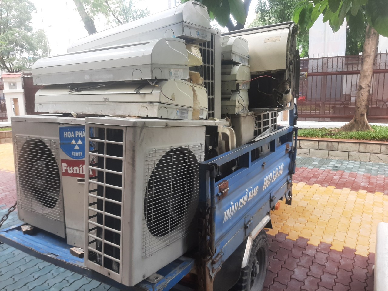 vệ sinh máy lạnh đường gò xoài . quận bình tân 