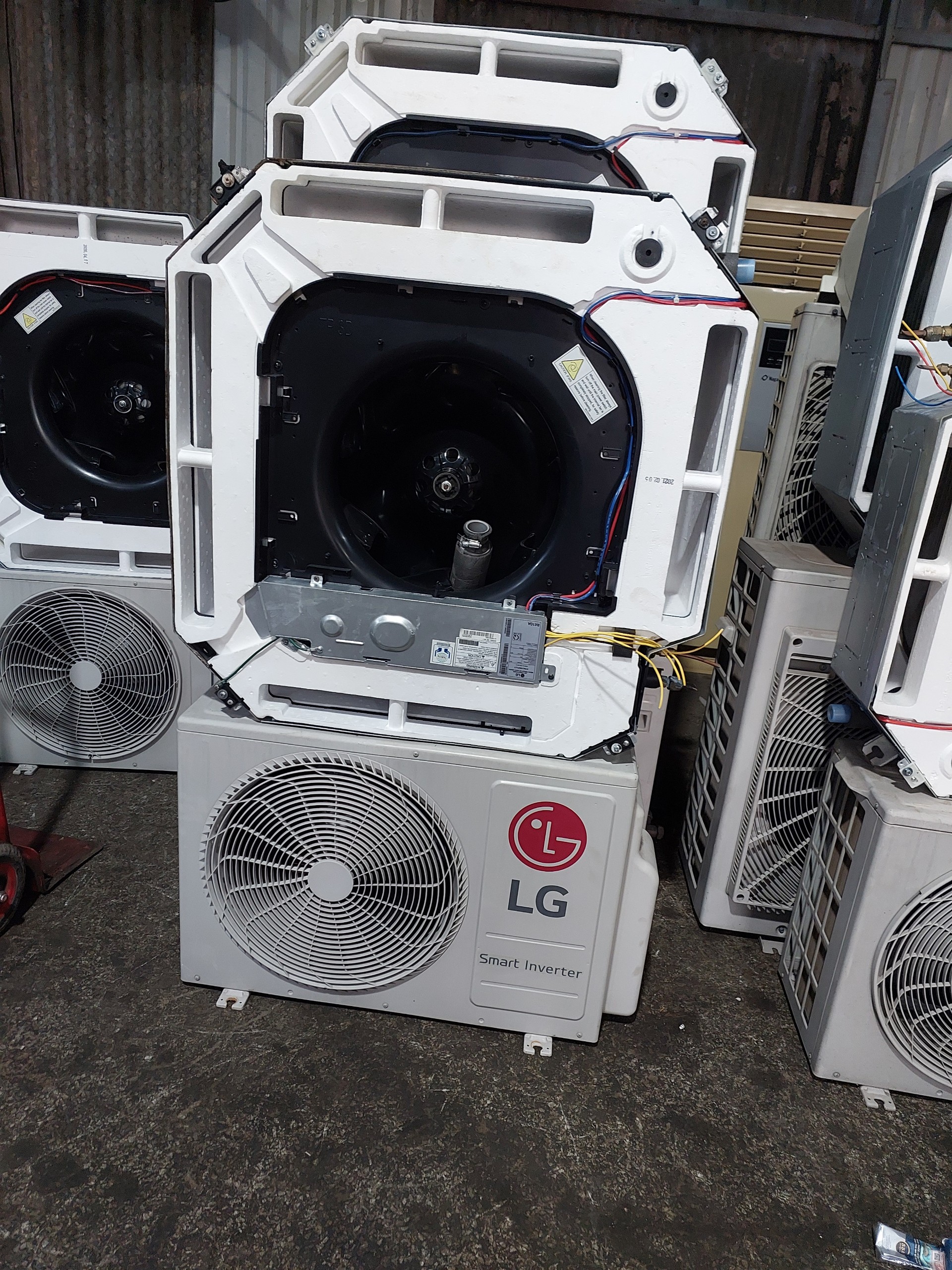 máy lạnh LG âm trần 3hp đã qua sử dụng mới 90%